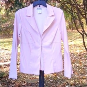 Wrapper women's fitted blazer, touch of pink, size 13